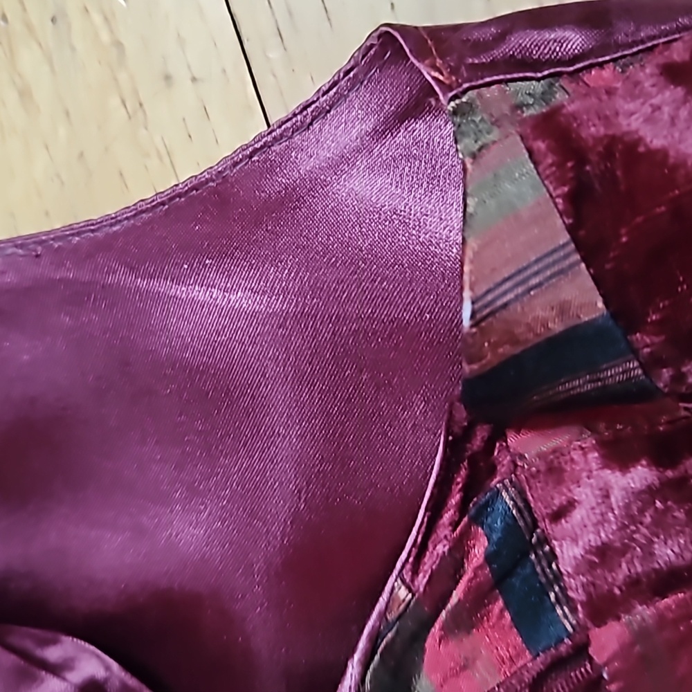 Jeff Gallano Paris Vintage Silk/Linen Vest - Picture 13 of 14